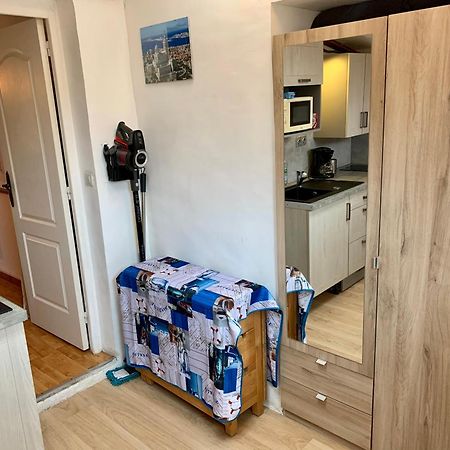 T2 Equipe Au Calme + Terrasse A 1 Km De La Mer Marseille Ngoại thất bức ảnh