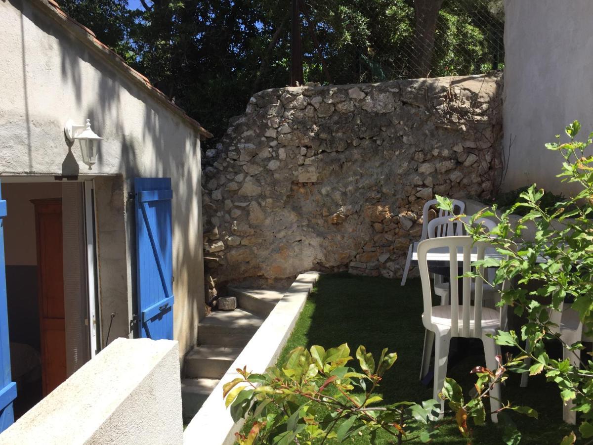 T2 Equipe Au Calme + Terrasse A 1 Km De La Mer Marseille Ngoại thất bức ảnh