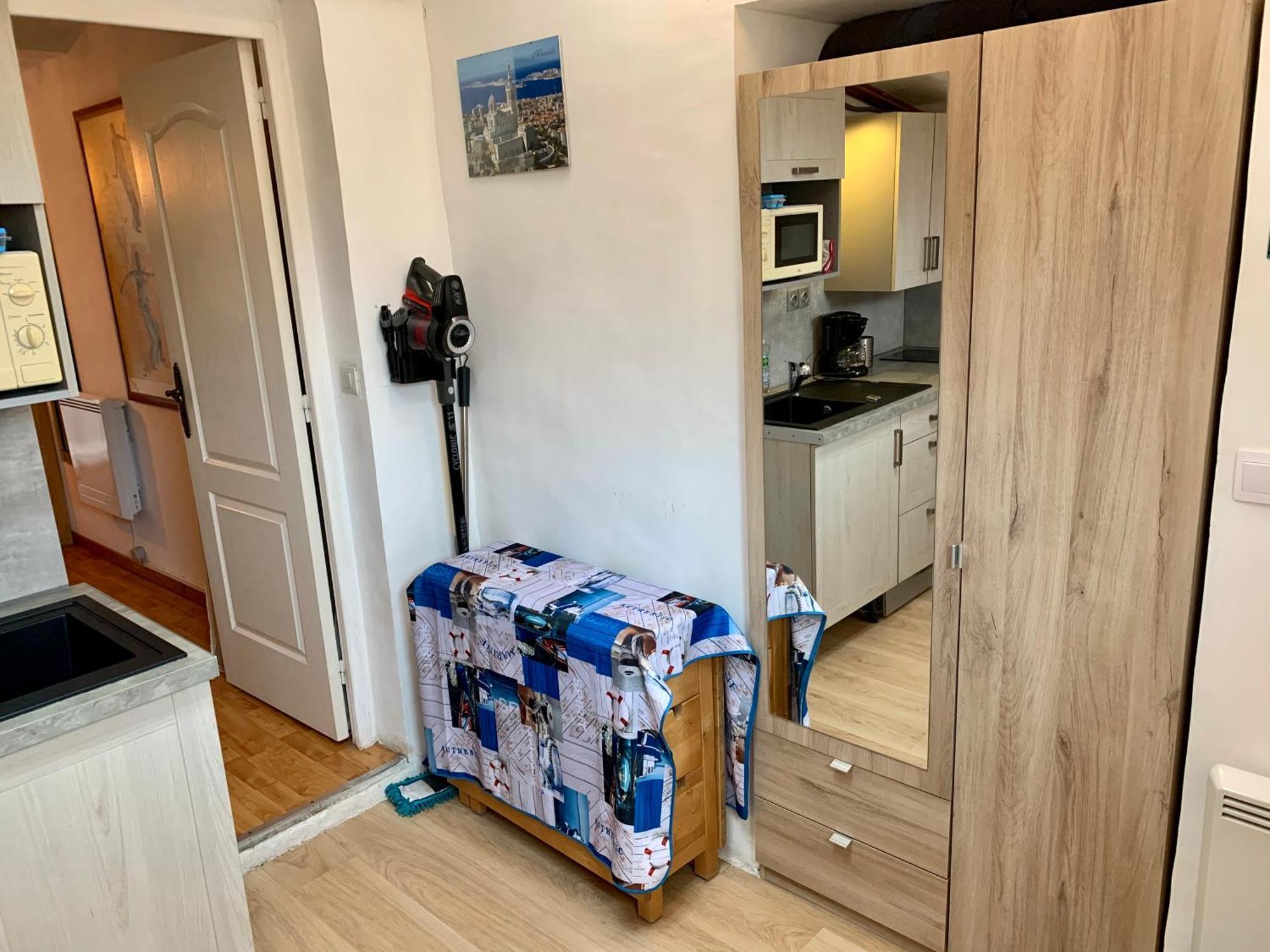 T2 Equipe Au Calme + Terrasse A 1 Km De La Mer Marseille Ngoại thất bức ảnh